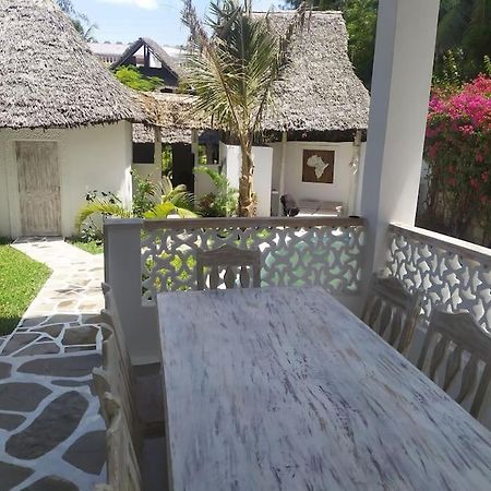 Garoda House Turtle Bay Jacuzzi ☆☆☆☆☆ Kilifi Watamu Esterno foto